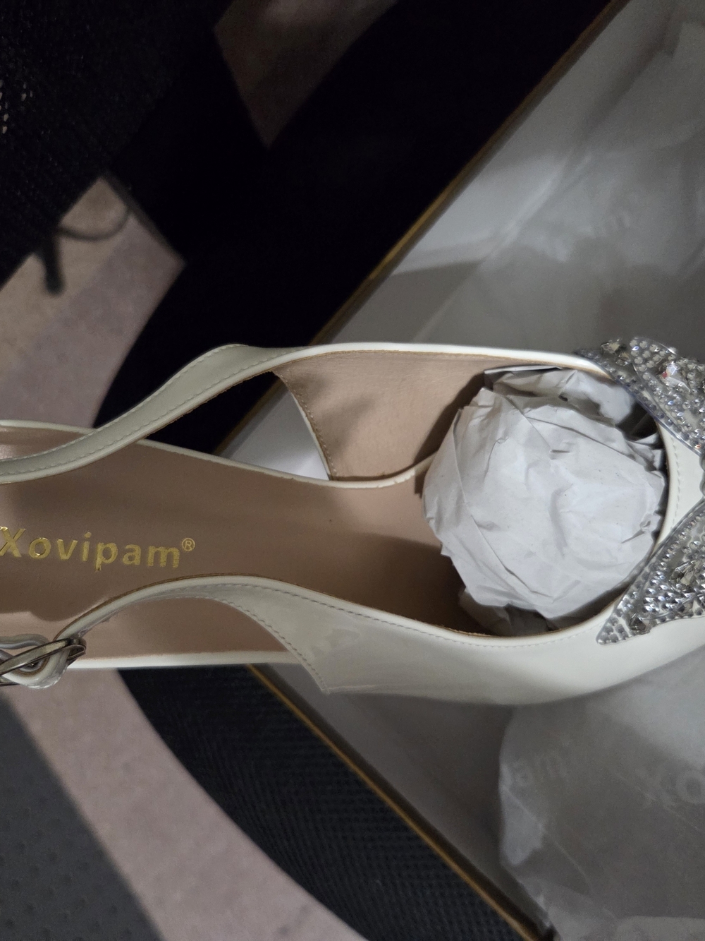 Sz 11 Women’s Ivory Slingback Heels with Crystal Accent